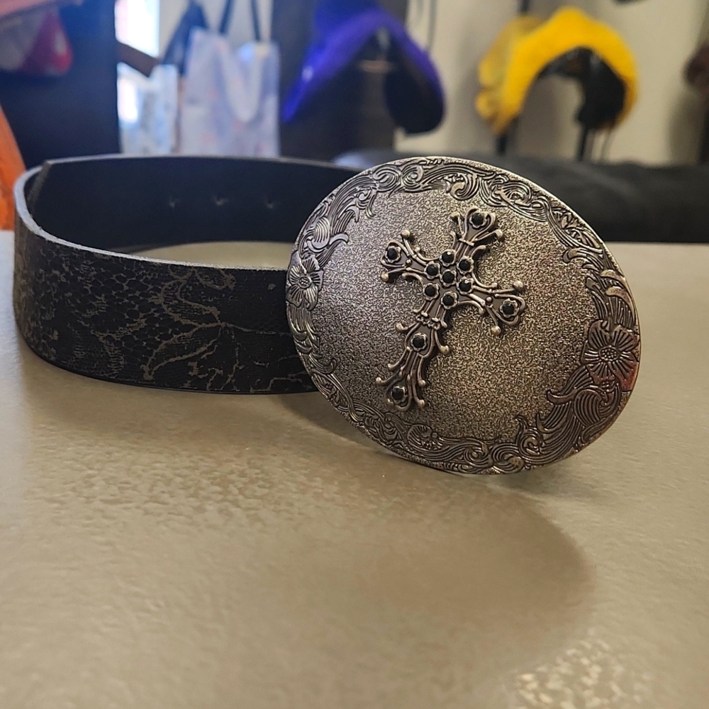 Buckle Cross Belt